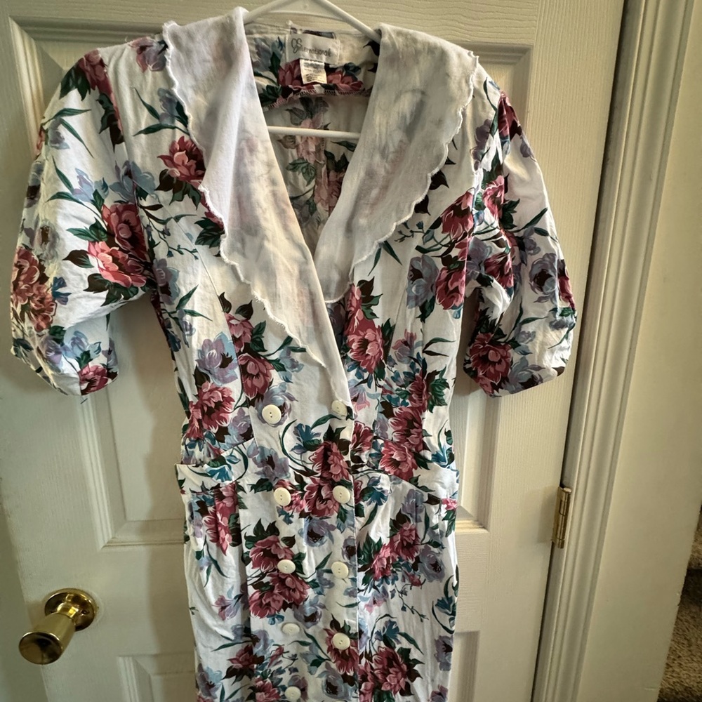 Vintage 80’s floral dress with shoulder pads